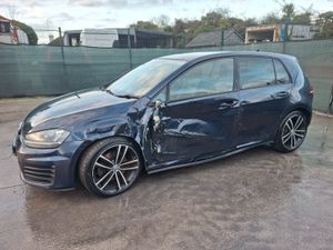 2015 Volkswagen Golf GTD  2.0 Diesel - Image 4