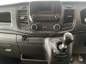 2021 Ford Transit Luton Box Van - Image 4