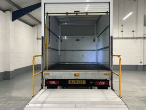 2021 Ford Transit Luton Box Van - Image 4