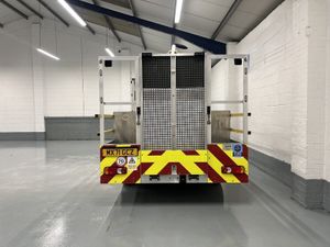 2022 Peugeot Boxer Dropside Van - Image 3