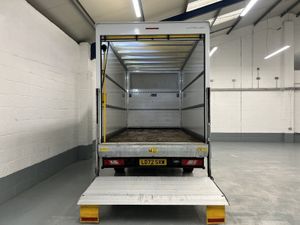 2022 Ford Transit Luton Box Van - Image 4