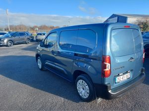 Citroen Berlingo LX PLUS BLUEHDI 100 MWB 650KG - Image 3