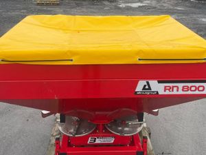 Altro Fertilizer Spreader - Image 3