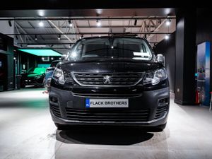 2023 Peugeot Partner Professional Plus 1.5 BlueHDi - Image 3