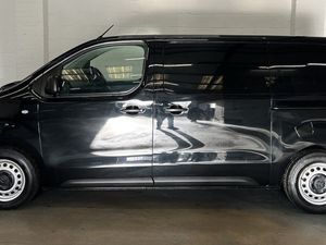 2022 Citroen Dispatch Panel Van - Image 2