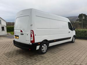 2022 (222reg) Renault Master Business 2.3 NO VAT! - Image 4