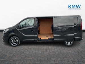 Renault Trafic Sport LWB 2.0 170BHP Automatic - Image 4