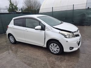 132 Toyota Vitz  1.0 Petrol  Automatic - Image 4