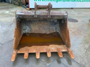 60" STRICKLAND BUCKET....80mm PINS....HL4. - Image 2