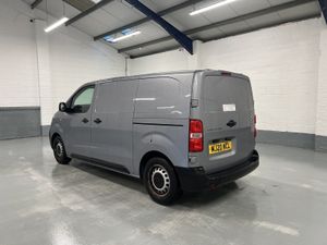 2020 Citroen Dispatch Panel Van - Image 2