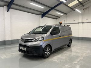 2022 Toyota ProAce Panel Van - Image 2