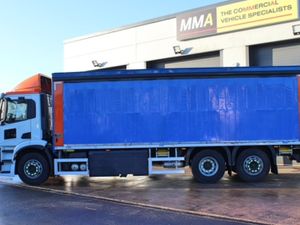 2023 IVECO S-WAY AD-260 GAS POWERED 6X2 C / SIDER - Image 4