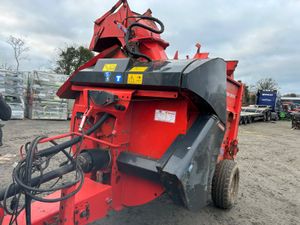 2016 Kuhn 3570M Primor Straw Bedder - Image 2