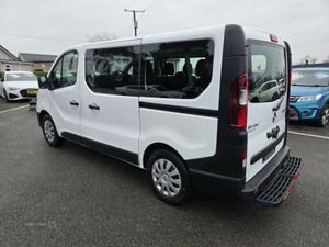 Renault Trafic 27 Business SWB - Image 3