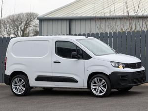 Peugeot Partner 2022 Peugeot Partner PROFESSIONAL - Image 4