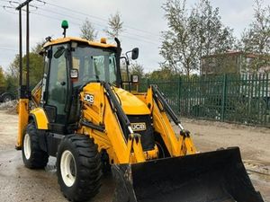2016 JCB 3CX Compact Backhoe Loader - Image 4