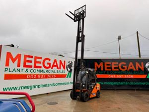 2015 HANGCHA 3 TON ....3 stage ....20 ft ......36T - Image 4