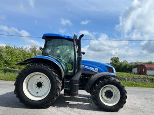 2015 New Holland T6-155 - Image 2