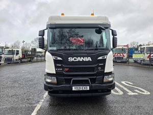 2021 Scania P410 8X2 Rear steer with 26ft Sterling - Image 2