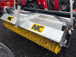 New NC Bucket Brush - Pin & Cone - Image 3