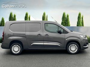 Toyota Proace CITY GX  LWB 1.5 D - Image 4