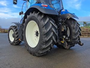 NEW HOLLAND - Image 4