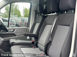 Volkswagen Crafter HIGHLINE AUTO 30 MWB 140BHP *DE - Image 4