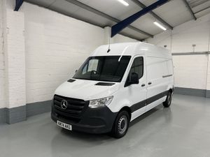 2024 Mercedes-Benz Sprinter High Roof Panel Van - Image 4