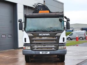 2008 SCANIA P340 8X4 HOOK LOADER  & CRANE - Image 2