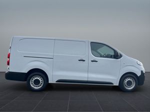 Opel Vivaro LWB LOW MILEAGE - Image 4