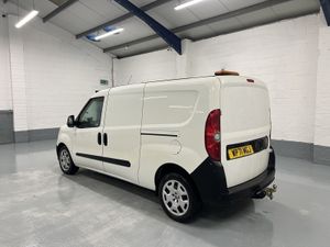 2021 Fiat Doblo Small Panel Van - Image 2