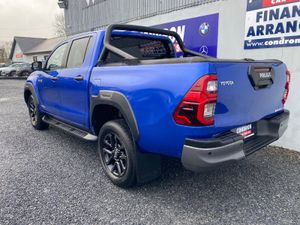 2022 TOYOTA HILUX 2.8D-4D INVINCIBLE X AUTO DCB - Image 3