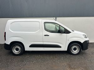 2021 Citroen Berlingo / €11’450 Inc Vat - Image 4