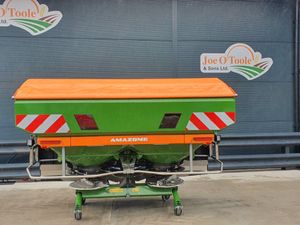 Fertilizer Spreader - Image 4