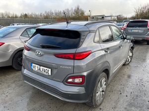 19 Kona Kauai Electric 64kw 100km Drives - Image 3