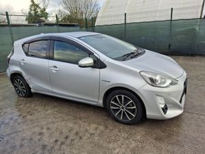 2015 Toyota Aqua  1.5 Hybrid  Automatic - Image 2