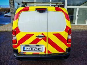 PEUGEOT PARTNER 2 SEAT PRO PLUS 1.5 HDI 100 LON - Image 3