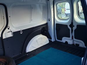RENAULT KANGOO EXPRESS ZE LL21 Z.E 33 BUSINESS 5DR - Image 2