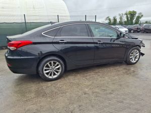 2016 Hyundai i40  1.7 Diesel - Image 3
