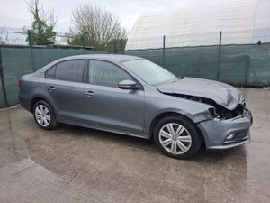 162 Volkswagen Jetta  2.0 Tdi - Image 4