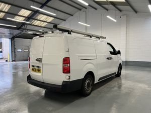 2020 Peugeot Expert Panel Van - Image 4