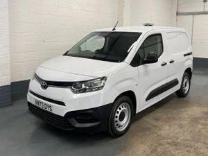 2023 Toyota PROACE CITY Small Panel Van - Image 4