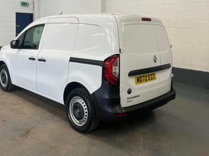 2022 Renault Kangoo Small Panel Van - Image 2