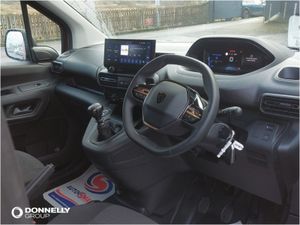 Peugeot Partner Standard Diesel Professional - Image 3