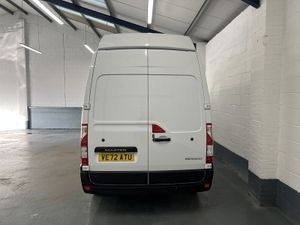 2023 Renault Master High Roof Panel Van - Image 3