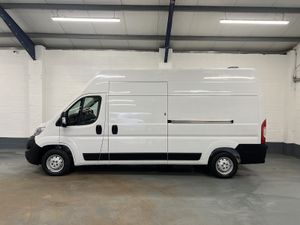 2022 Citroen Relay High Roof Panel Van - Image 3