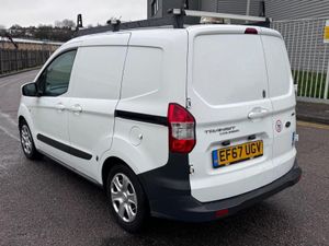 2018 Ford Transit Courier Small Panel Van - Image 3