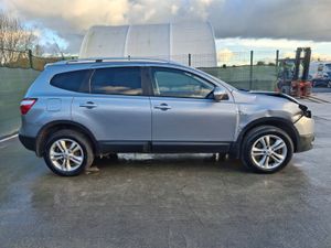 2012 Nissan Qashqai  Plus 2  4x4  7 seater - Image 4