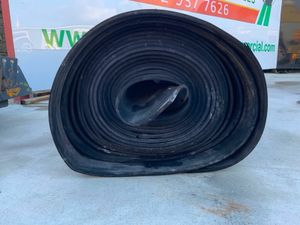 69" x 18mm RUBBER MATTING....PER FOOT.....172. - Image 2