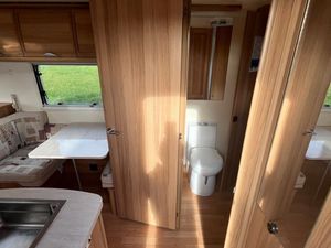 Bailey unicorn madrid caravan - Image 4